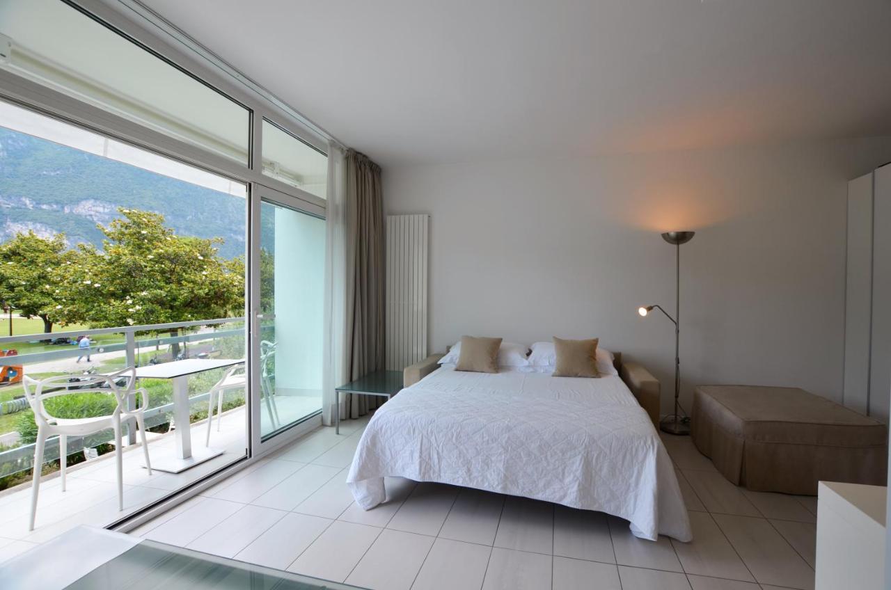Club Nautico - Phoenix Studio Lake View Riva del Garda Buitenkant foto