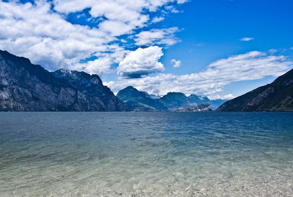 Club Nautico - Phoenix Studio Lake View Riva del Garda Buitenkant foto